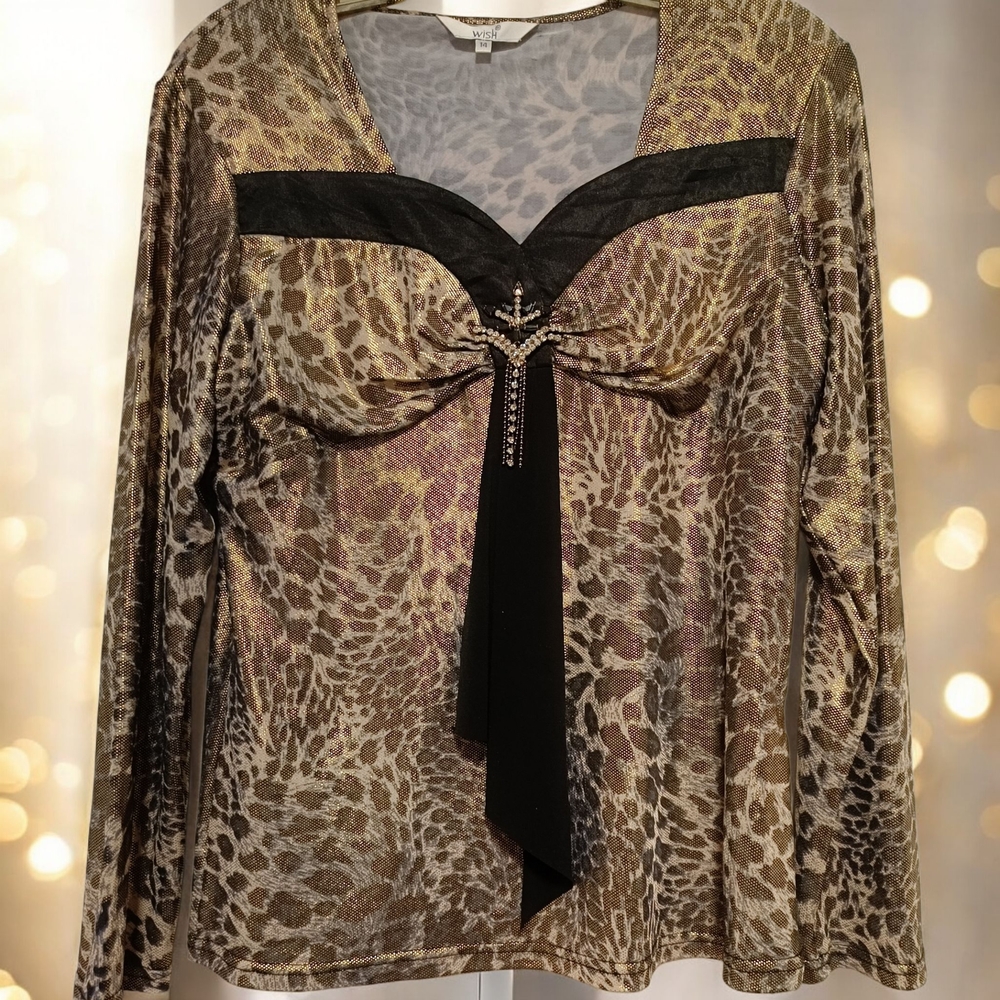 🍀4/$19🍀M💥Wish Metallic Leopard Print Vintage Blouse with Black Accents